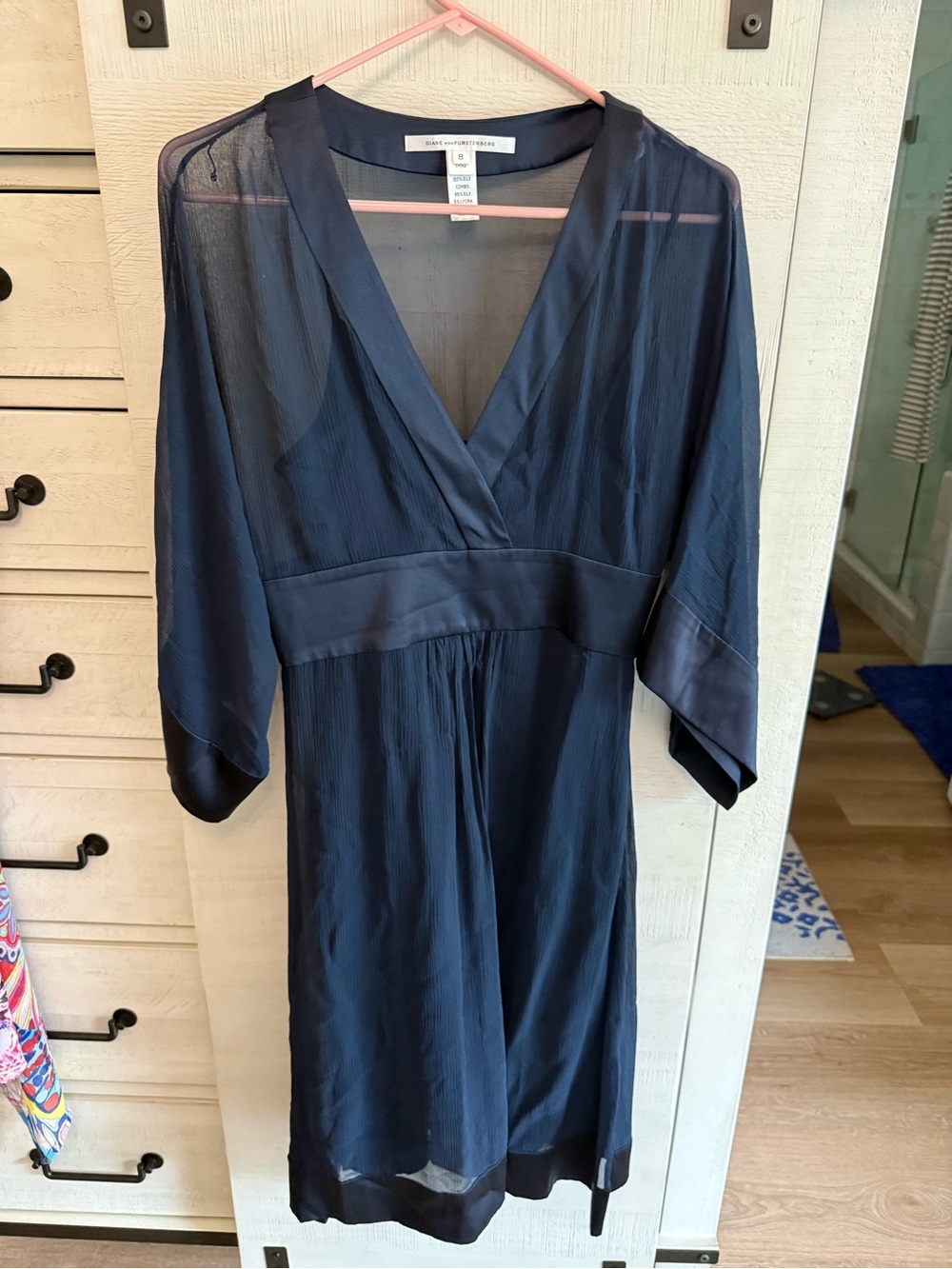 Diane Von Furstenburg navy kimono dress with liner